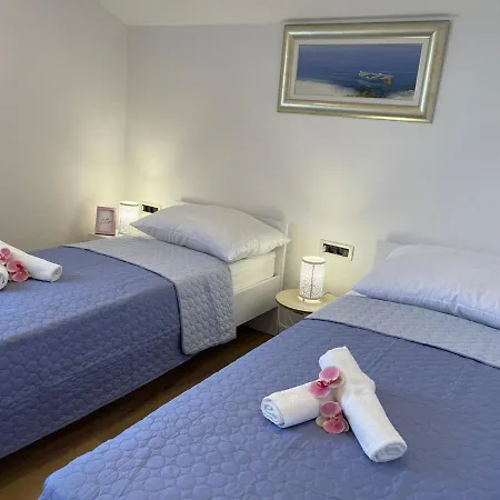 Ivana Appartement *